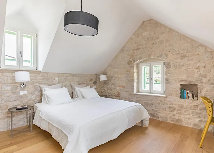 Holiday home Casa Cava Pucisca