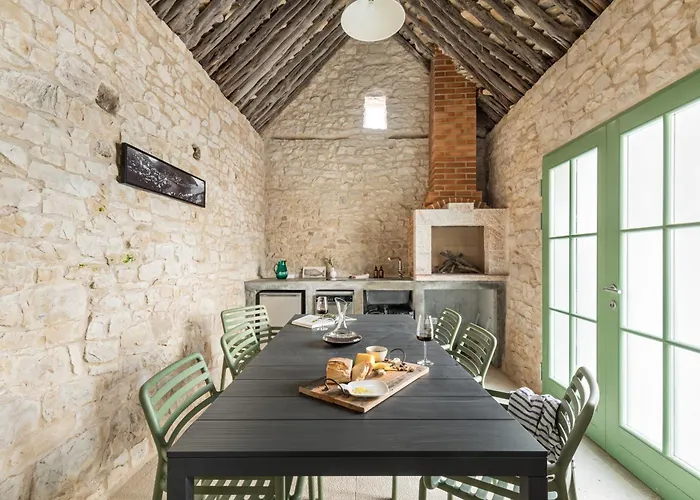 Holiday home Casa Cava Pucisca